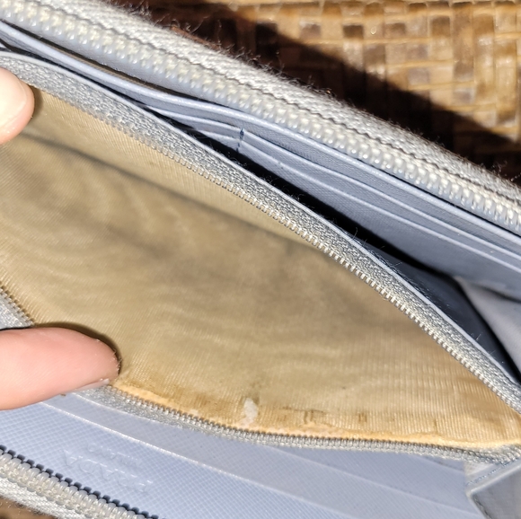 Prada saffiano leather wallet - Picture 7 of 9